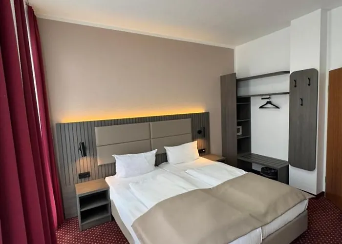 Hotel Lumen Am Hauptbahnhof 3*