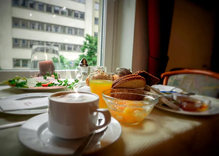 Hotel Lumen Am Hauptbahnhof 3*