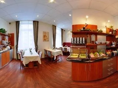 Hotel Lumen Am Hauptbahnhof Hamborg